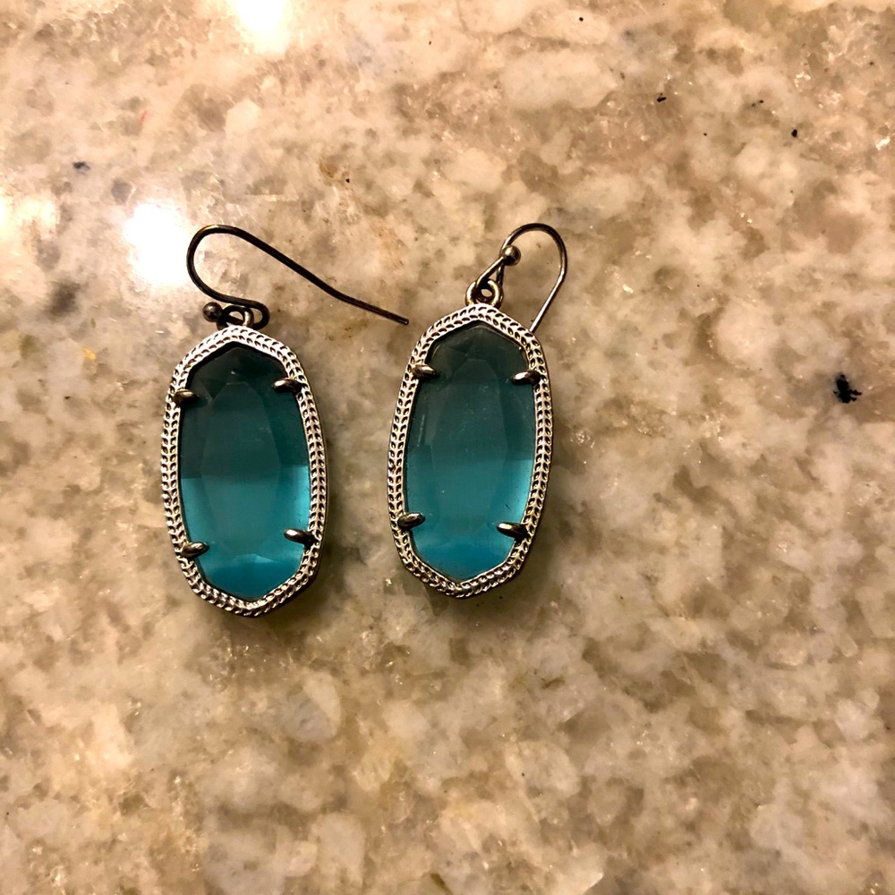 Kendra Scott Dani 1” earring